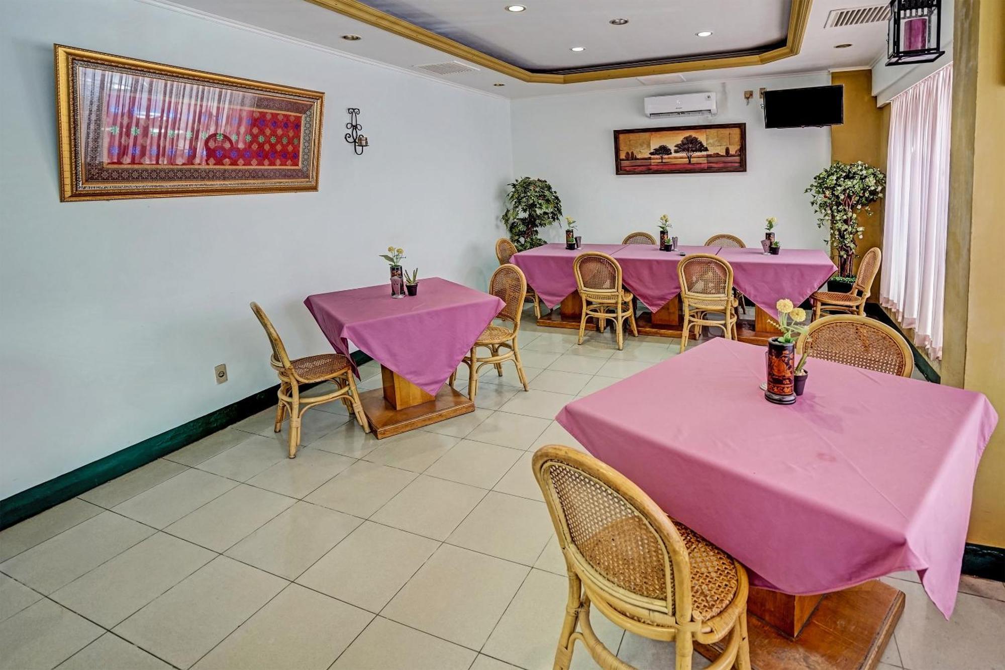 Super Oyo 91805 Hotel Wisma Bari Palembang Eksteriør bilde