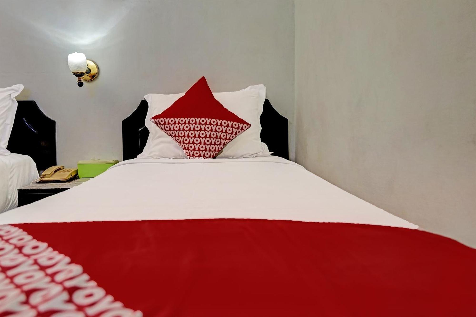 Super Oyo 91805 Hotel Wisma Bari Palembang Eksteriør bilde